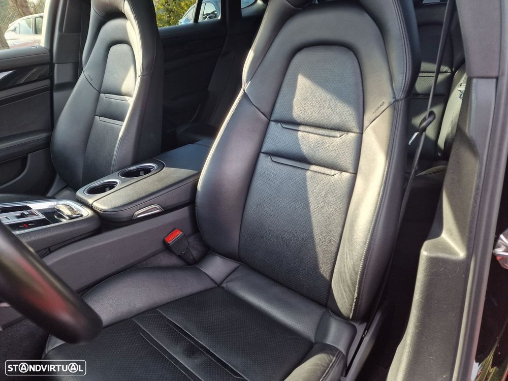 Porsche Panamera 4 E-Hybrid - 13