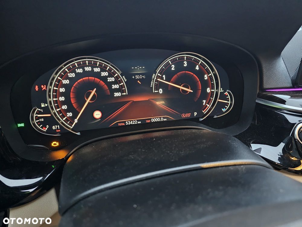 BMW Seria 5 530i xDrive GPF Sport Line sport - 8