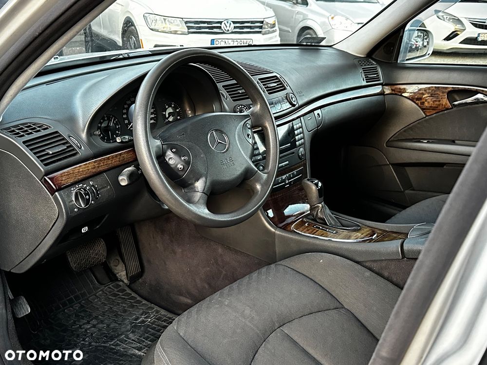 Mercedes-Benz Klasa E 220 CDI Automatik Classic - 12