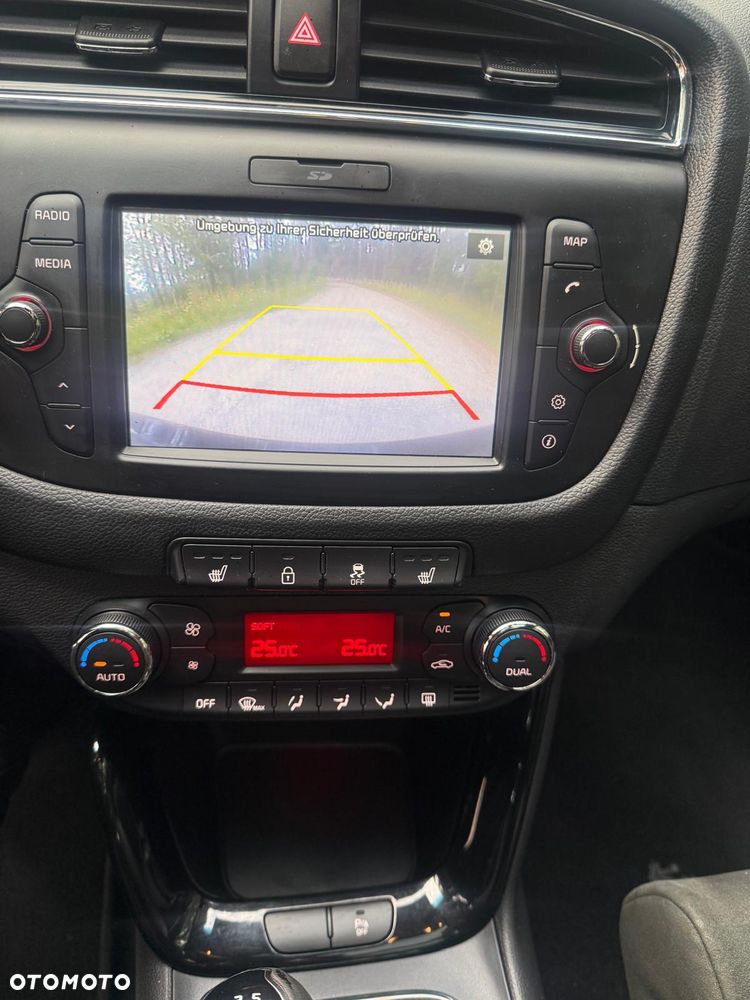 Kia Ceed 1.6 T-GDI GT L - 17