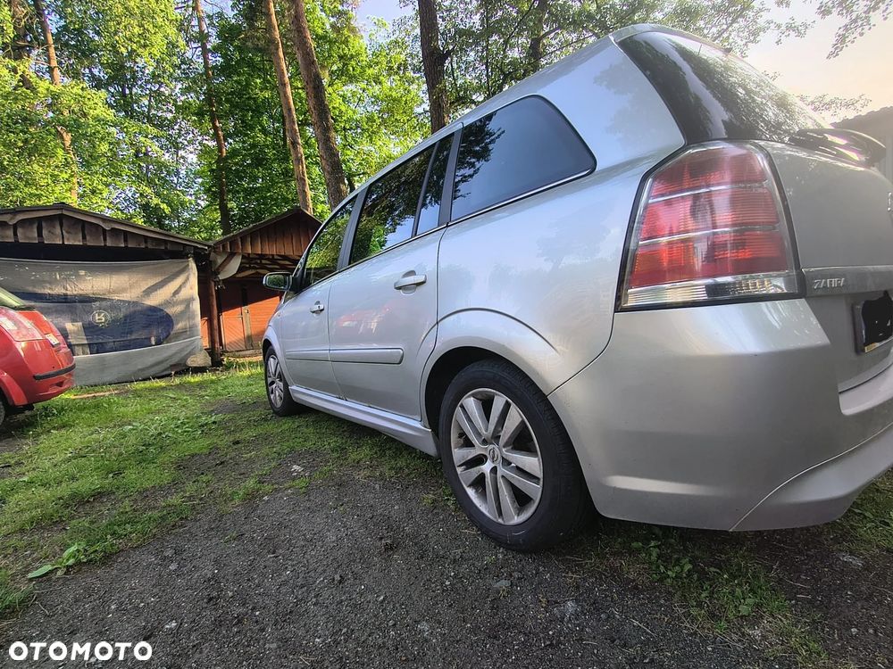 Opel Zafira 1.8 Enjoy - 3