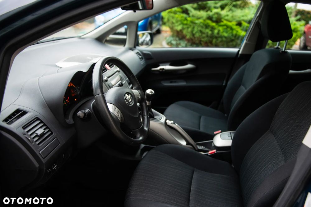 Toyota Auris 1.6 Edition - 15