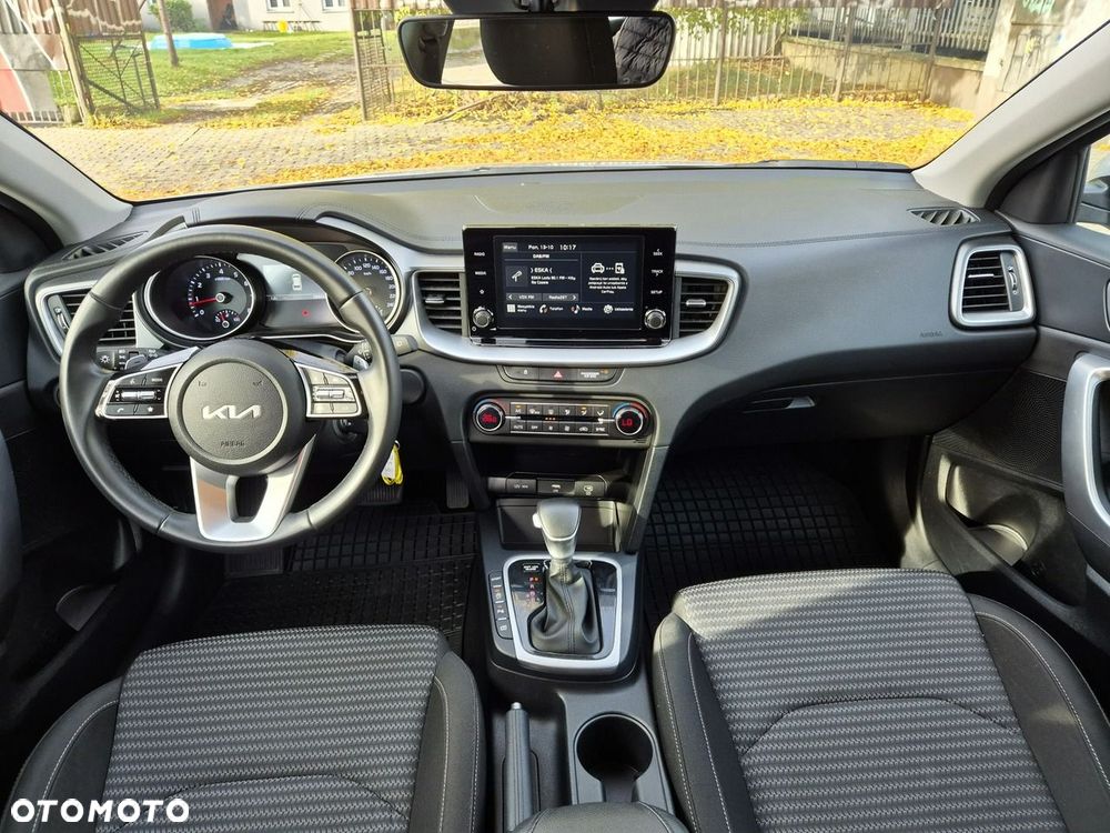 Kia Ceed 1.5 T-GDI M DCT - 26