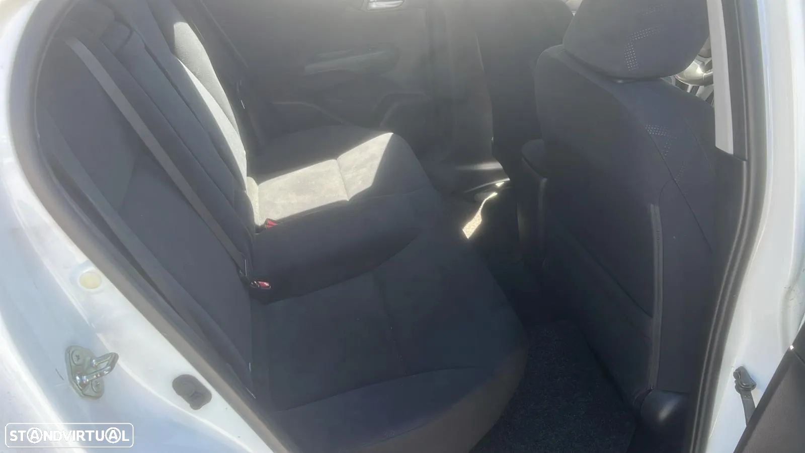 Honda Civic 1.6 i-DTEC Executive Navi - 8