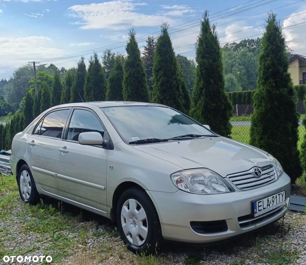 Toyota Corolla 1.6 VVT-i Terra Polaris - 1