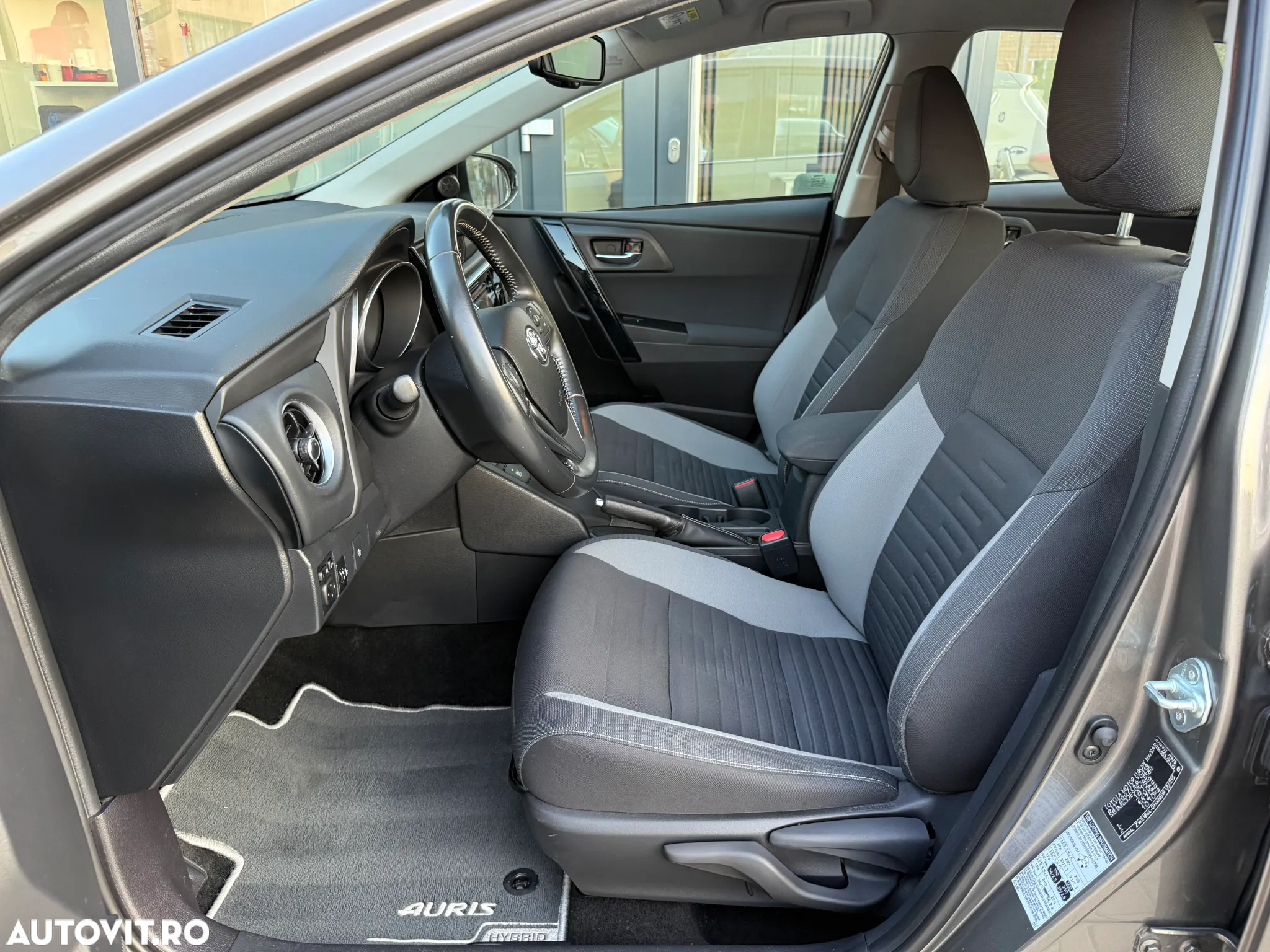 Toyota Auris 1.8 VVT-i Hybrid Automatik Comfort - 13