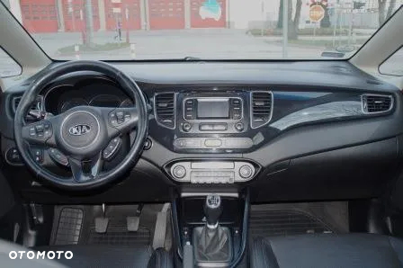 Kia Carens 1.7 CRDi L 7os - 8