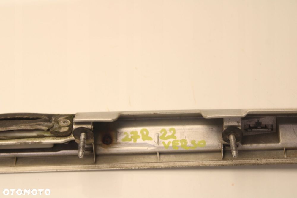 TOYOTA COROLLA VERSO II LIFT 06R- BLENDA LISTWA KLAPY BAGAŻNIKA 1C0 CHROM - 10