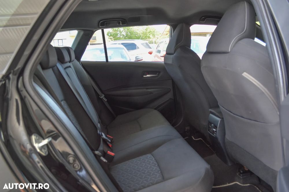Toyota Corolla 2.0 Business Edition - 30