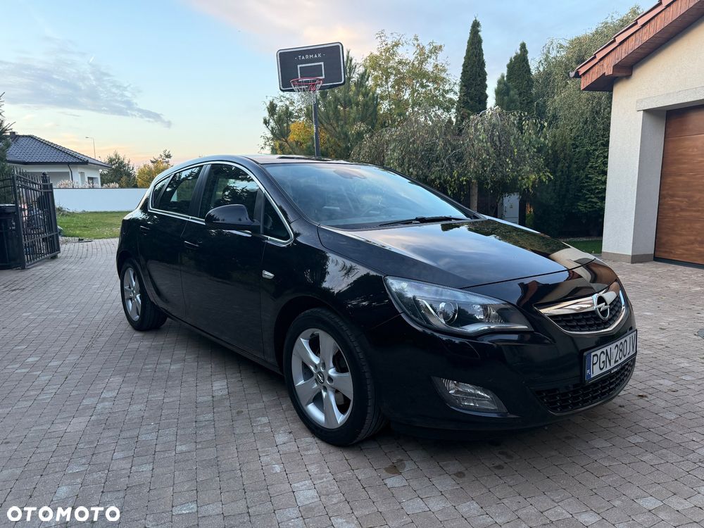 Opel Astra 2.0 CDTI Cosmo - 7