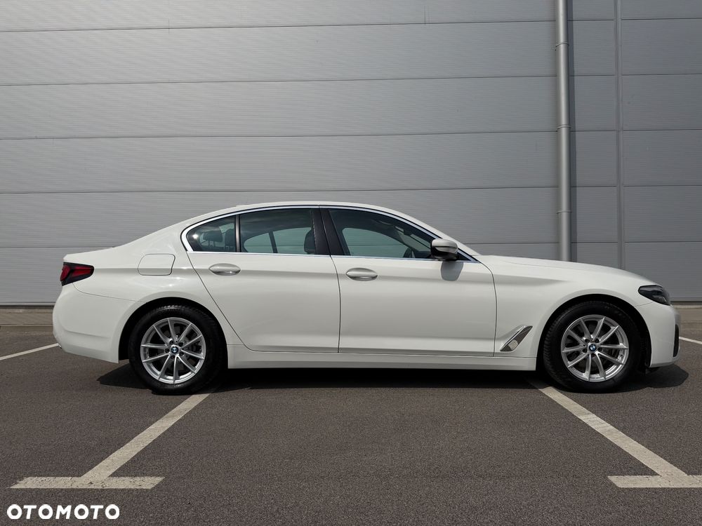 BMW Seria 5 518d mHEV Business Edition - 4