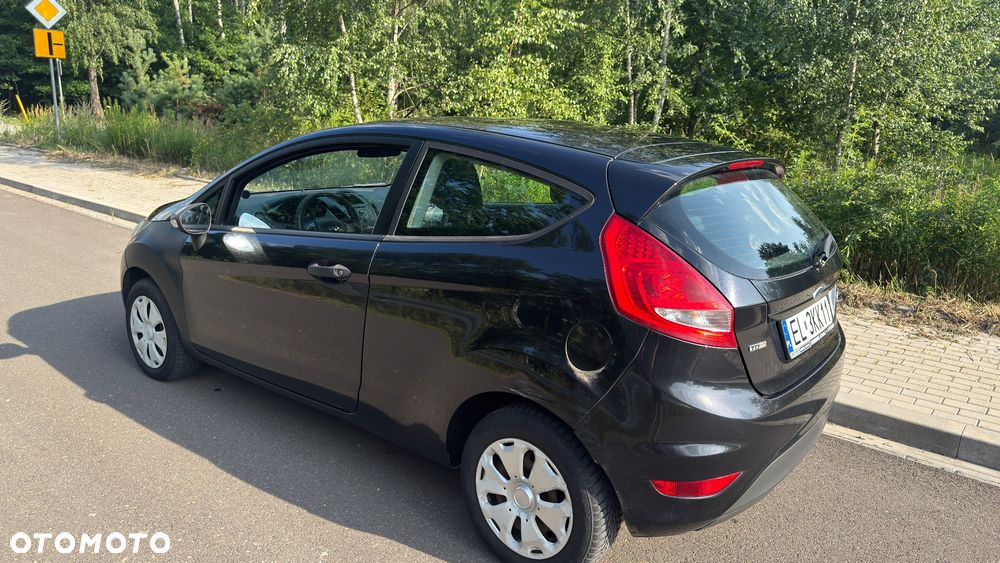 Ford Fiesta 1.4 TDCi Ambiente - 4