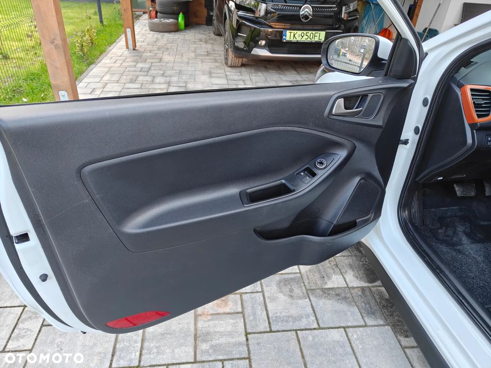 Hyundai i20 1.4 Premium - 7