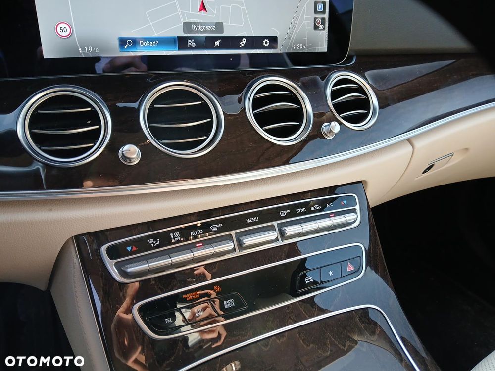 Mercedes-Benz Klasa E 400 d 4-Matic Avantgarde - 22