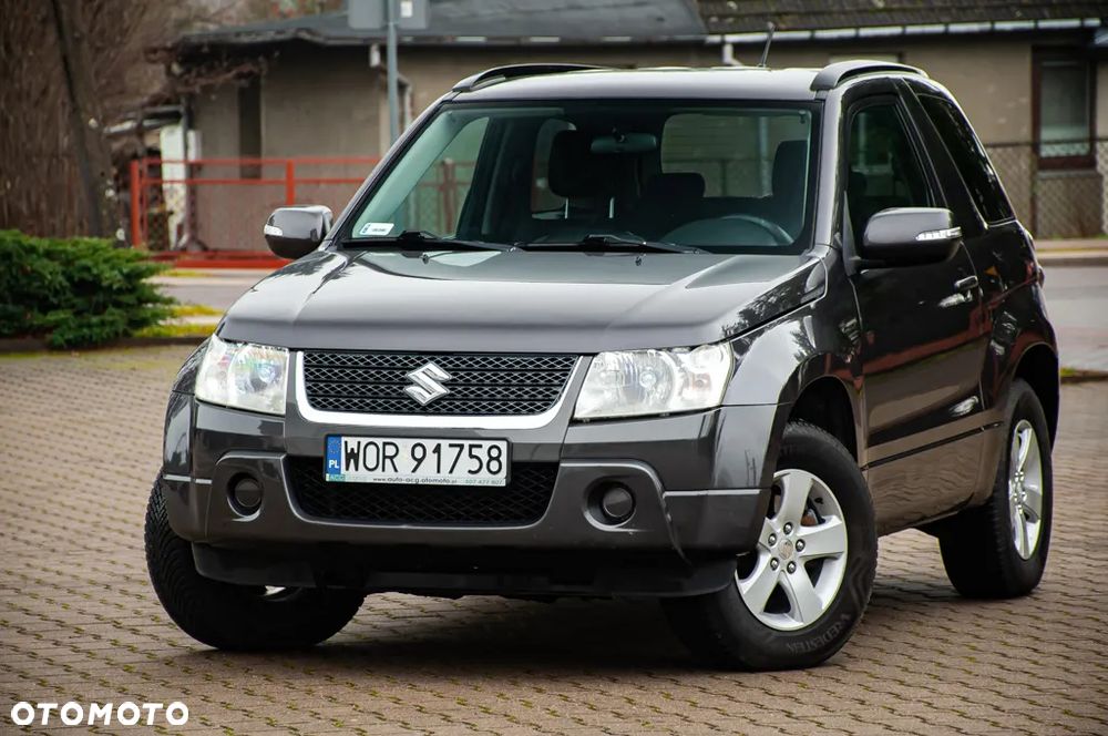 Suzuki Grand Vitara 1.6 Club - 26