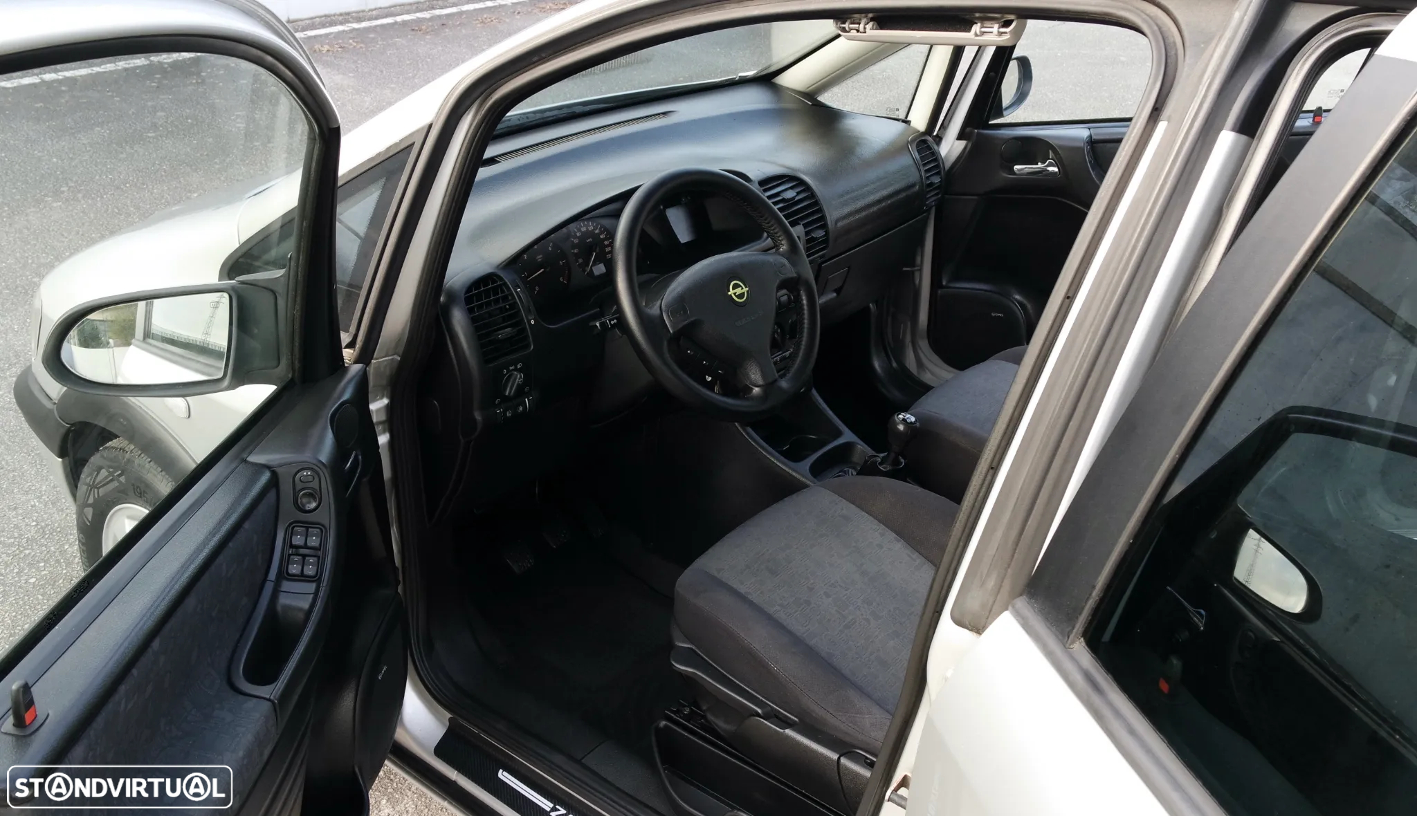 Opel Zafira 2.0 DTi Elegance - 30
