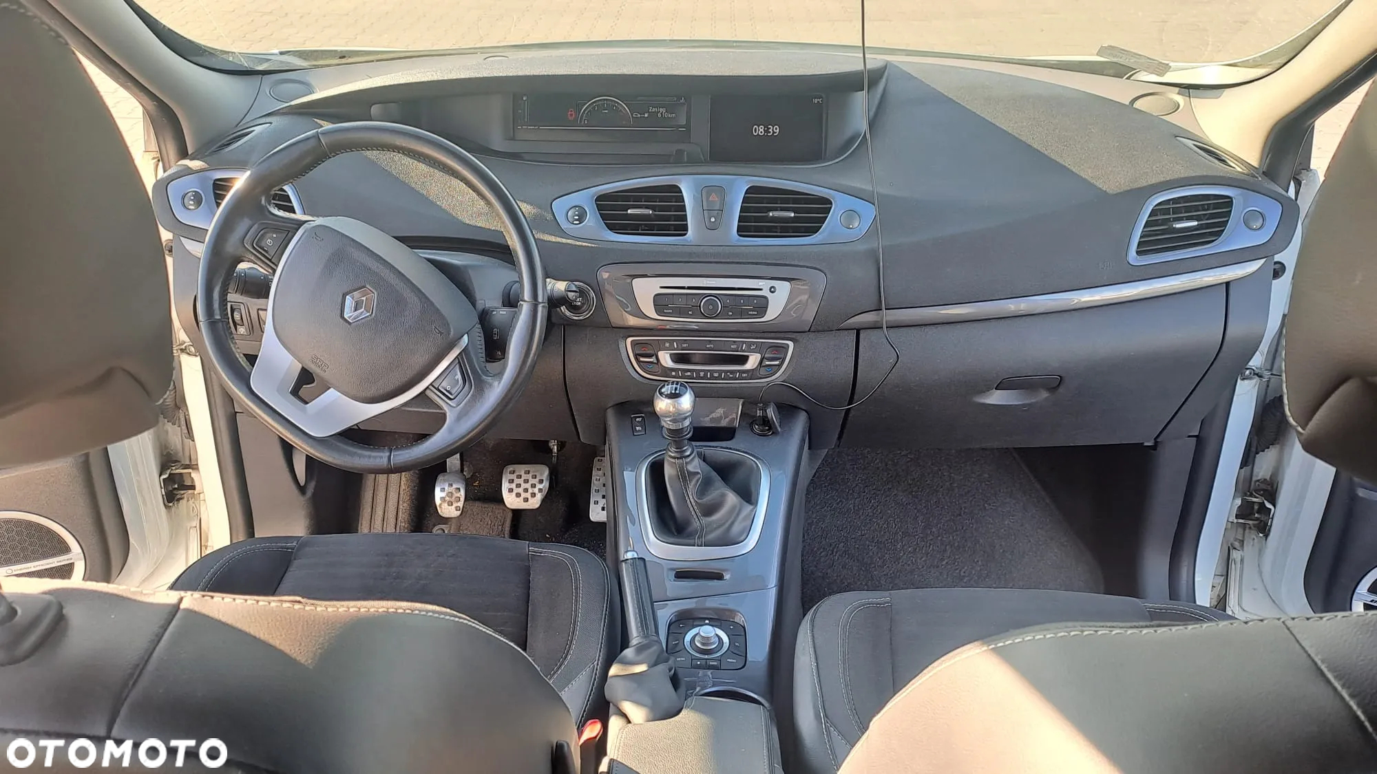 Renault Scenic Xmod 1.6 dCi Energy Bose Edition - 11