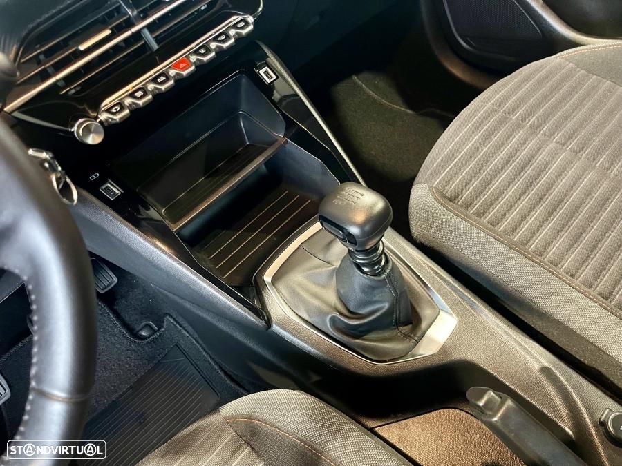 Peugeot 208 1.2 PureTech Active Pack - 14