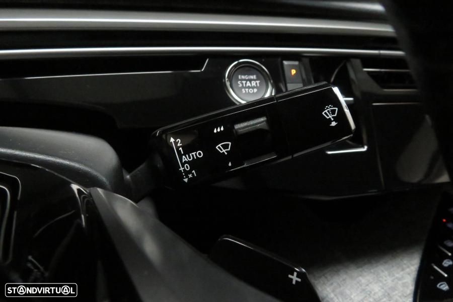 Peugeot 3008 1.2 Hybrid Allure e-DCS6 - 15