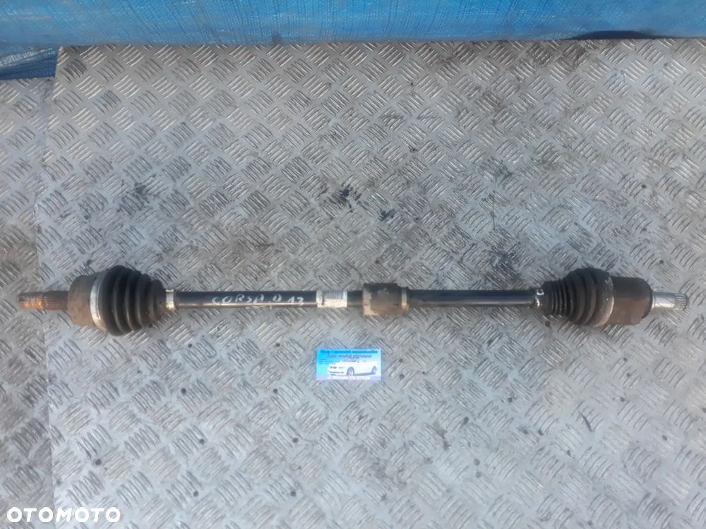 PÓŁOŚ PRAWA OPEL CORSA D  1,3 CDTI - 1