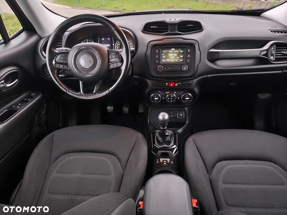 Jeep Renegade - 10