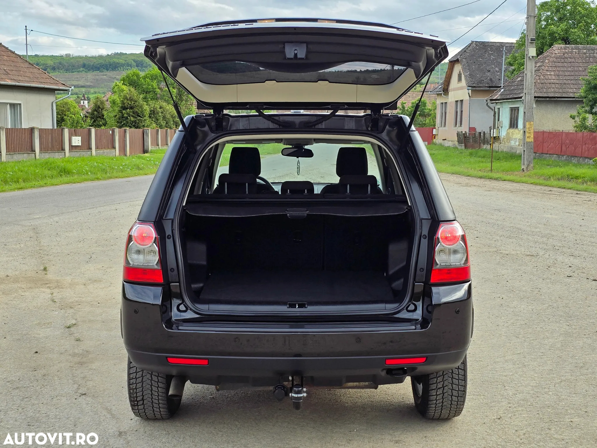 Land Rover Freelander 2 2.2 TD4 S - 30