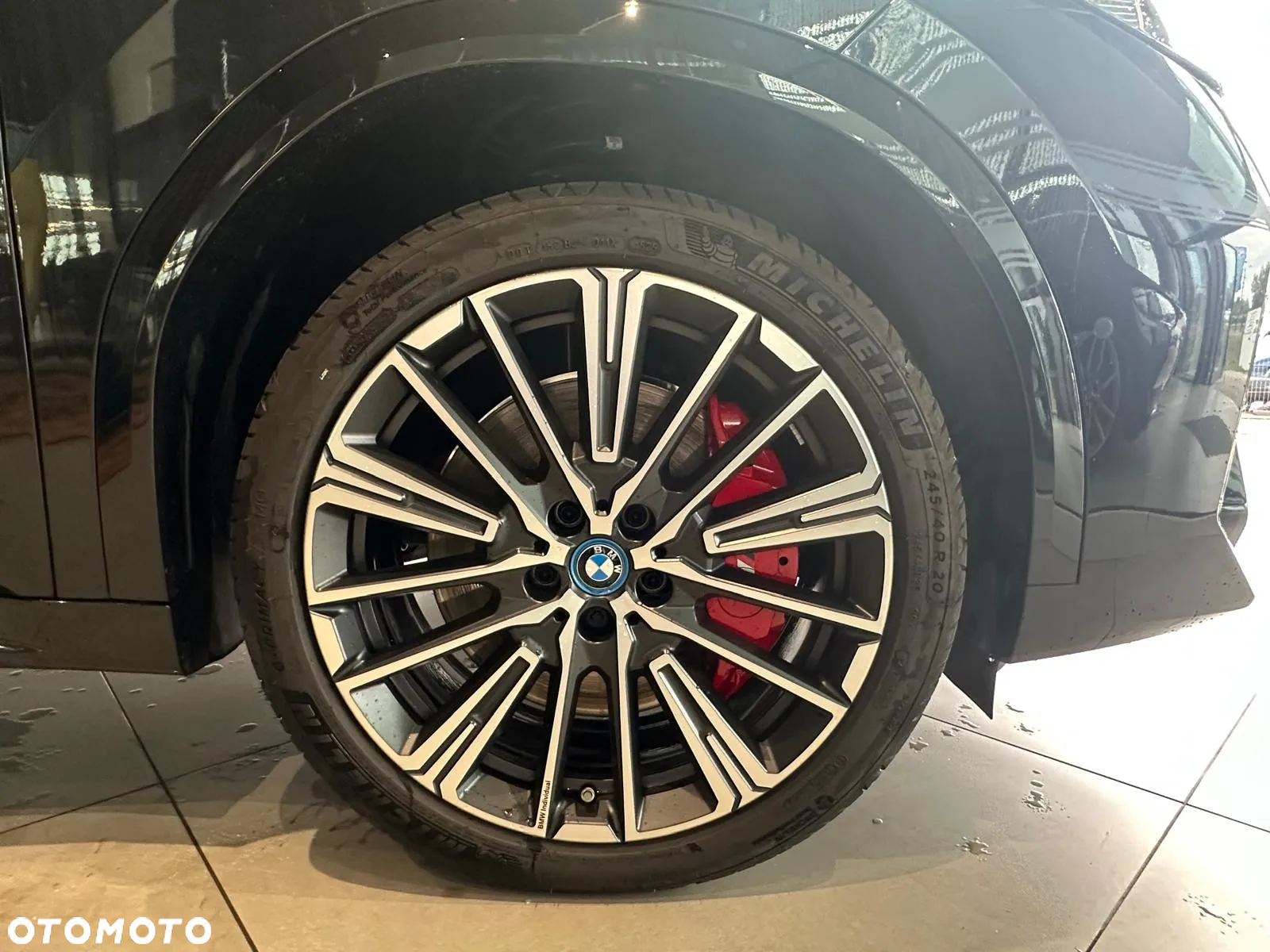 BMW iX2 eDrive20 66.5kWh M Sport Edition - 8