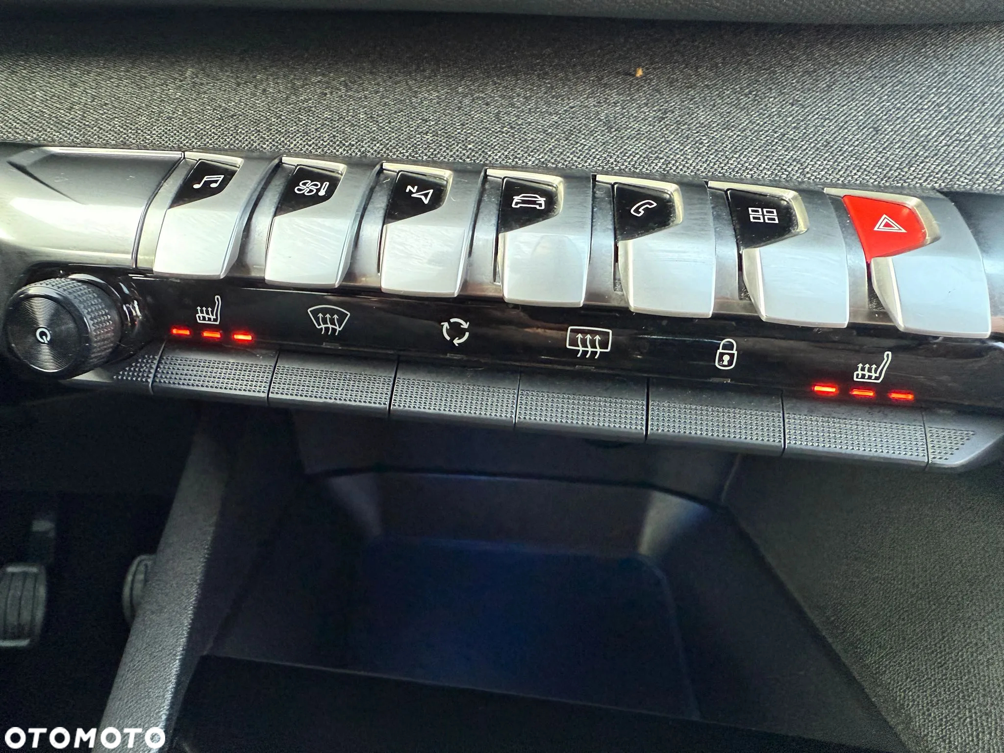 Peugeot 3008 PureTech 130 Stop & Start GPF Allure Pack - 23