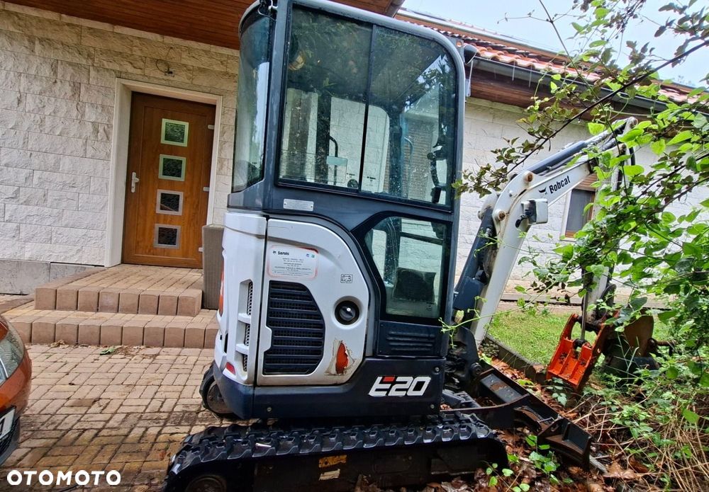 Bobcat E20 - 3