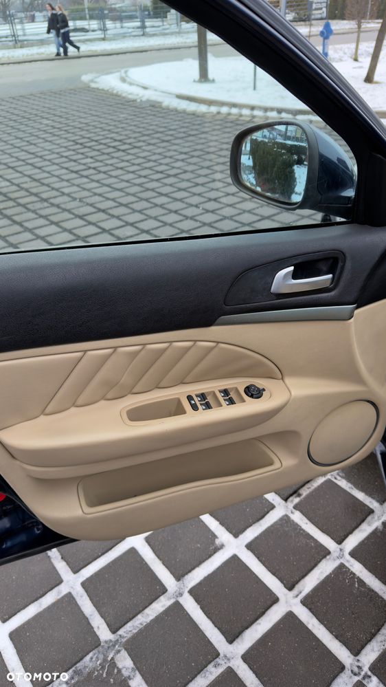 Alfa Romeo 159 2.4 JTDM 20V DPF Q-Tronic Turismo - 21