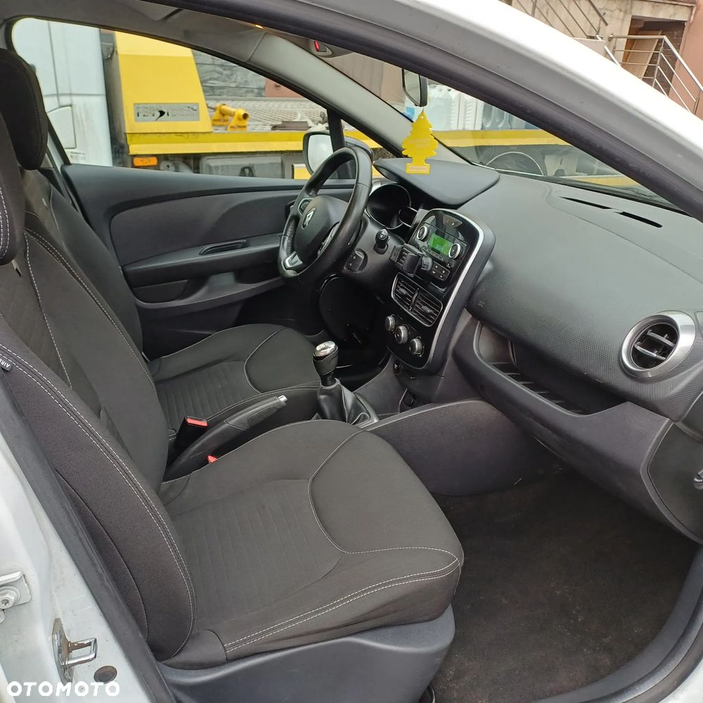 Renault Clio 1.2 16V 75 LIMITED - 7