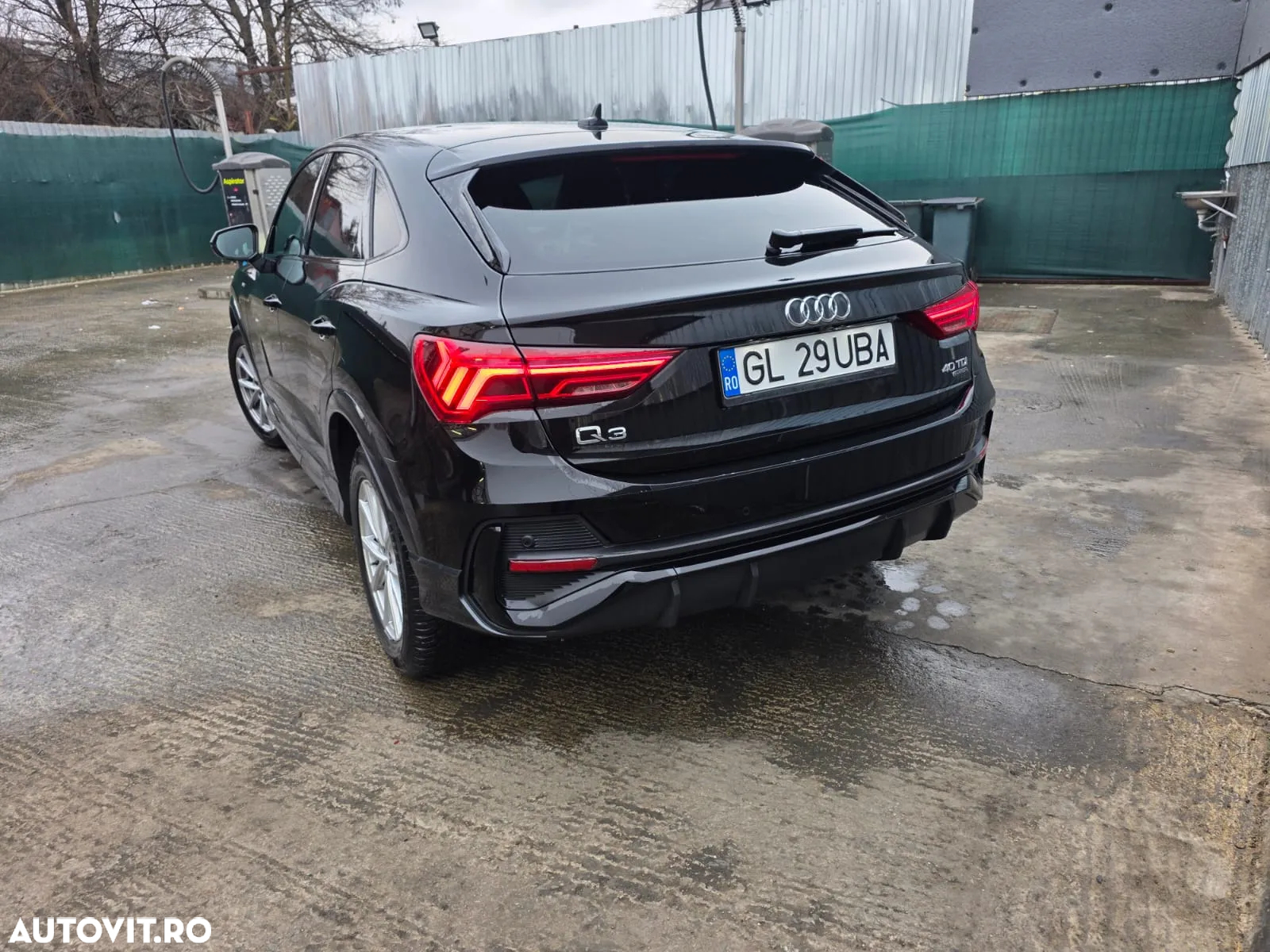 Audi Q3 2.0 40 TDI S tronic quattro S Line - 8