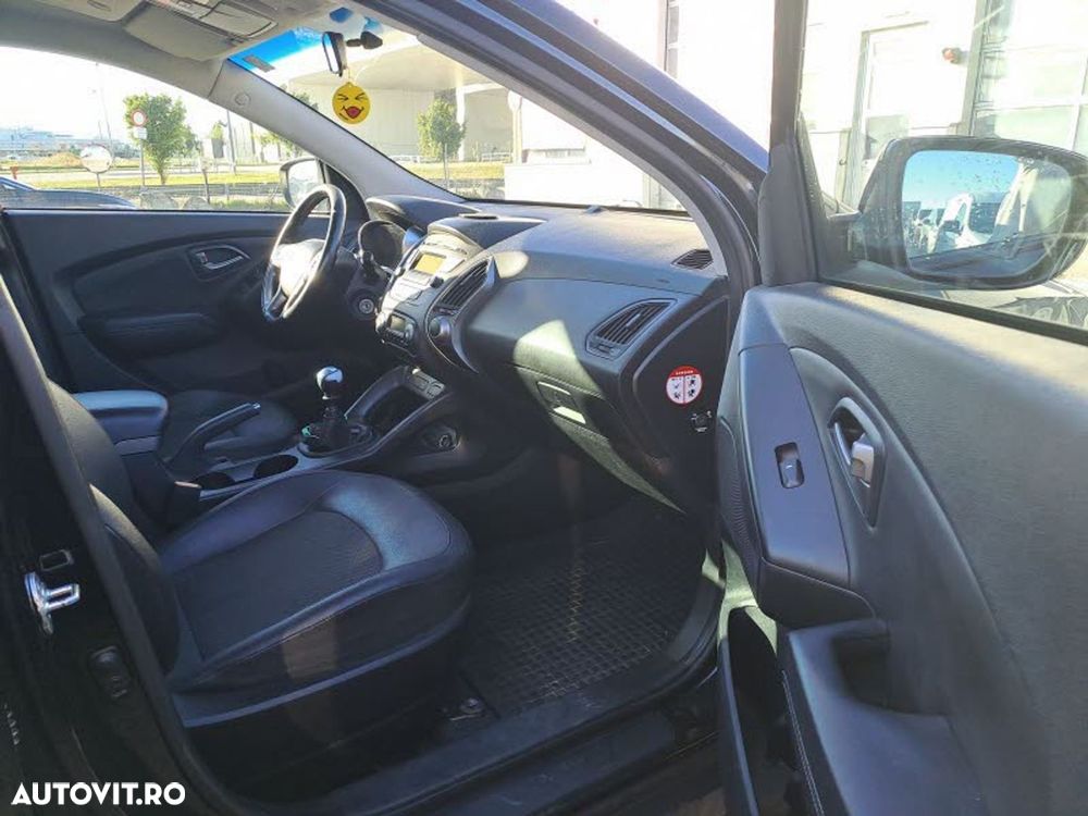 Hyundai ix35 2.0 CRDI 4WD Comfort - 5
