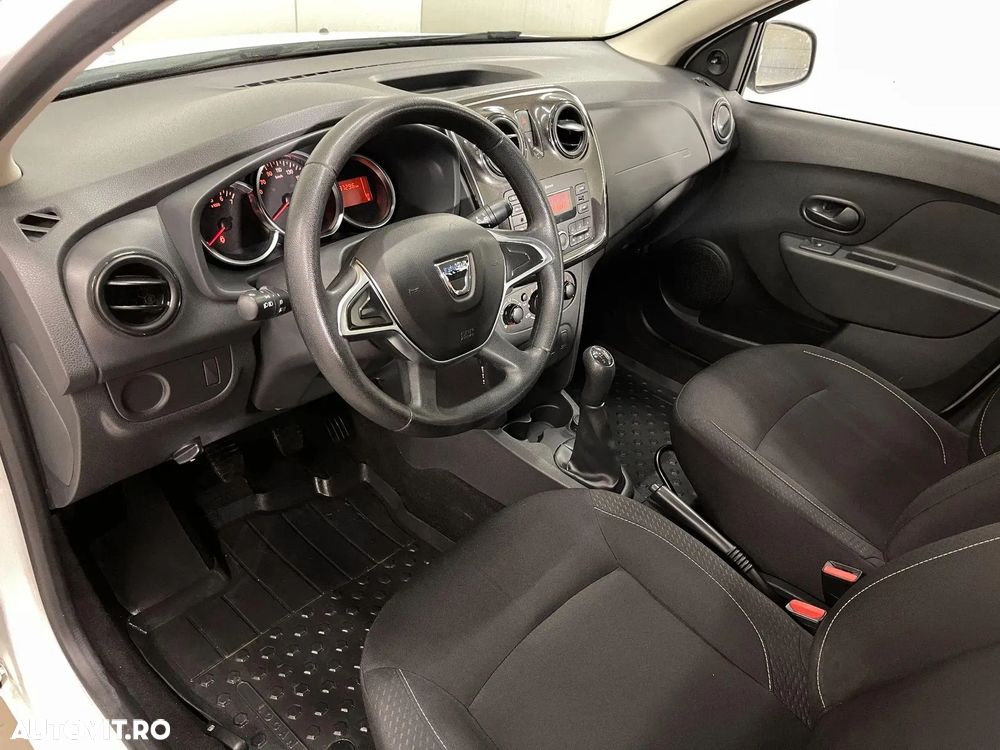 Dacia Logan 1.0 SCe Laureate - 6