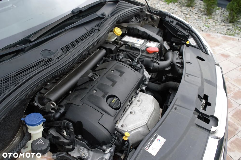 Peugeot 2008 - 18