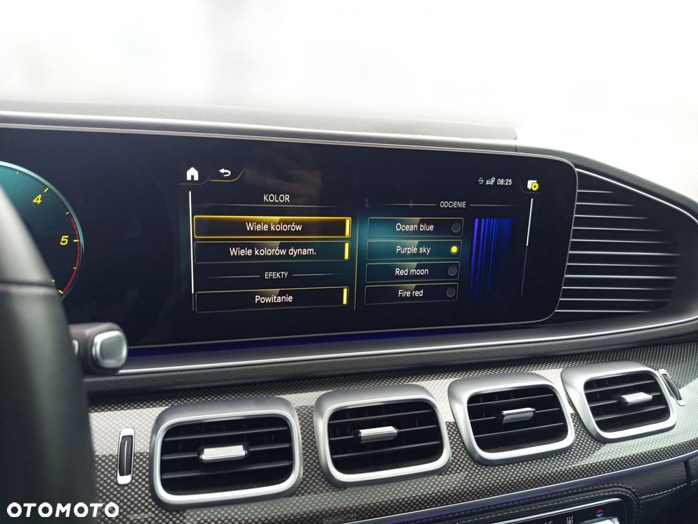 Mercedes-Benz GLS - 24