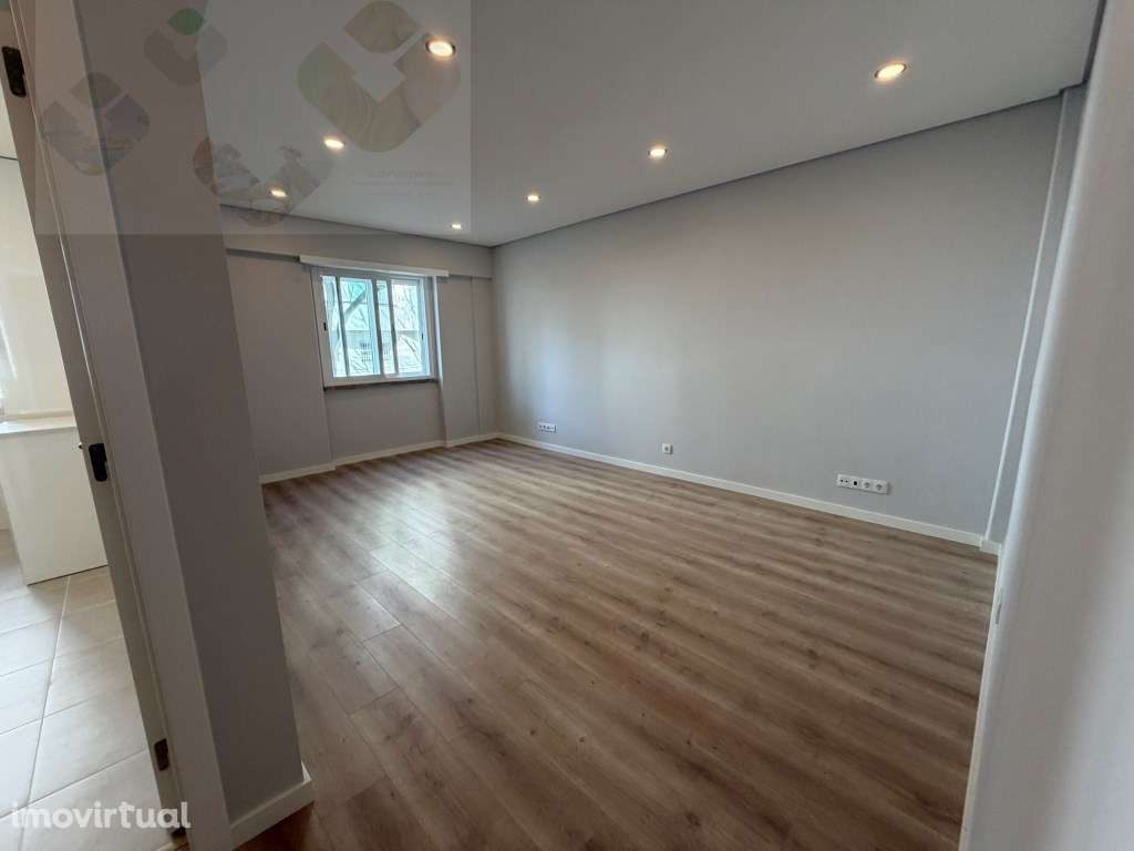 T2 Bem Localizado - Completamente Recuperado - Grande imagem: 2/32