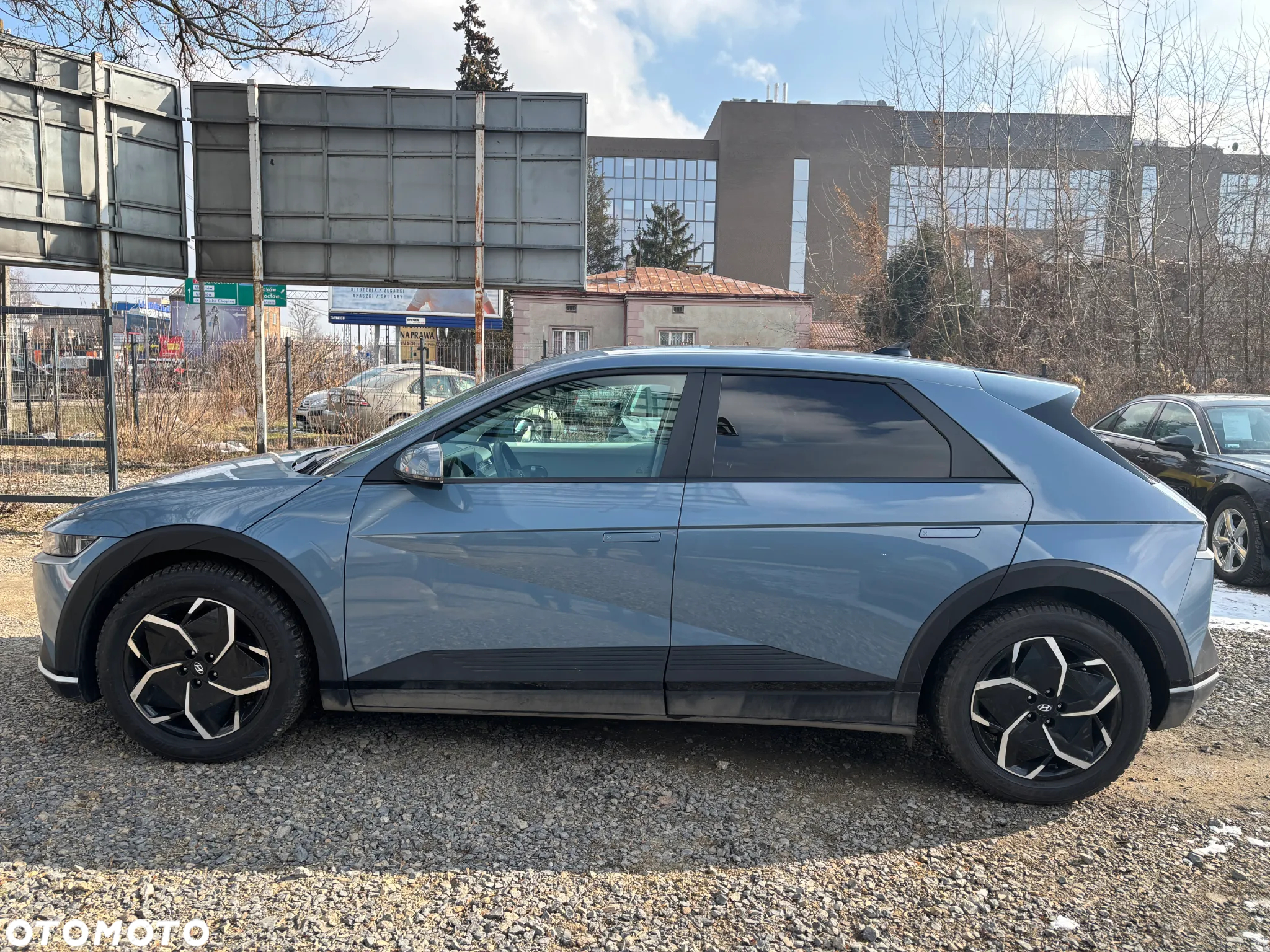 Hyundai IONIQ - 2