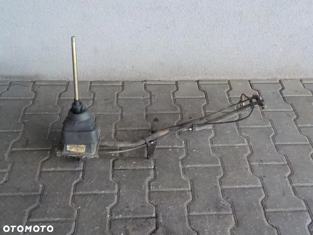 VW T4 2.5 TDI 102KM LEWAREK WYBIERAK BIEGÓW AFK - 1