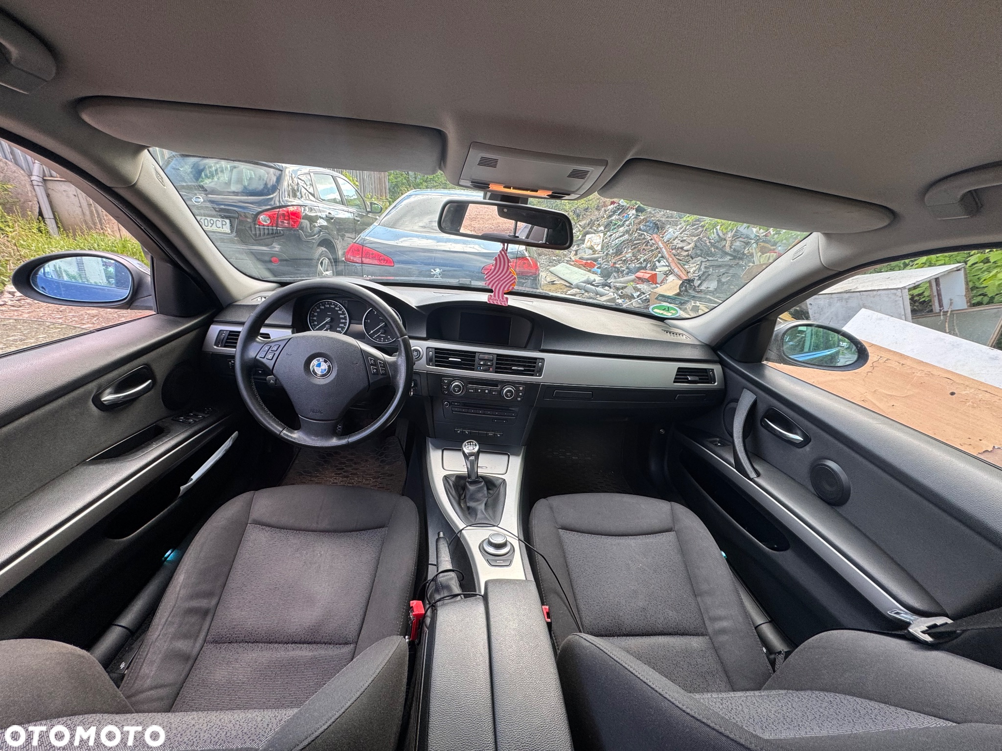 BMW Seria 3 320d DPF Touring - 8