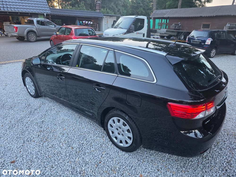 Toyota Avensis 2.0 D-4D Edition - 4