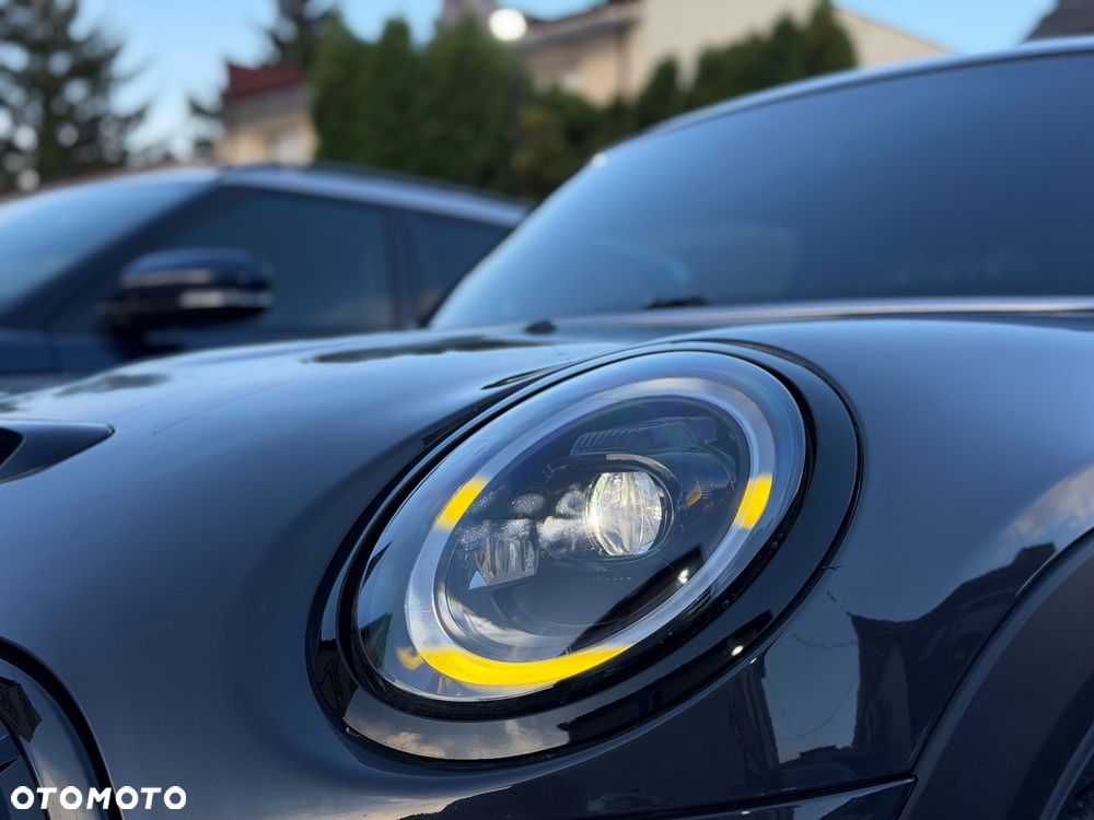 MINI John Cooper Works - 10
