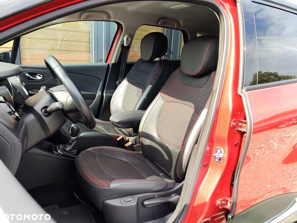 Renault Captur TCe 120 EDC Helly Hansen - 14