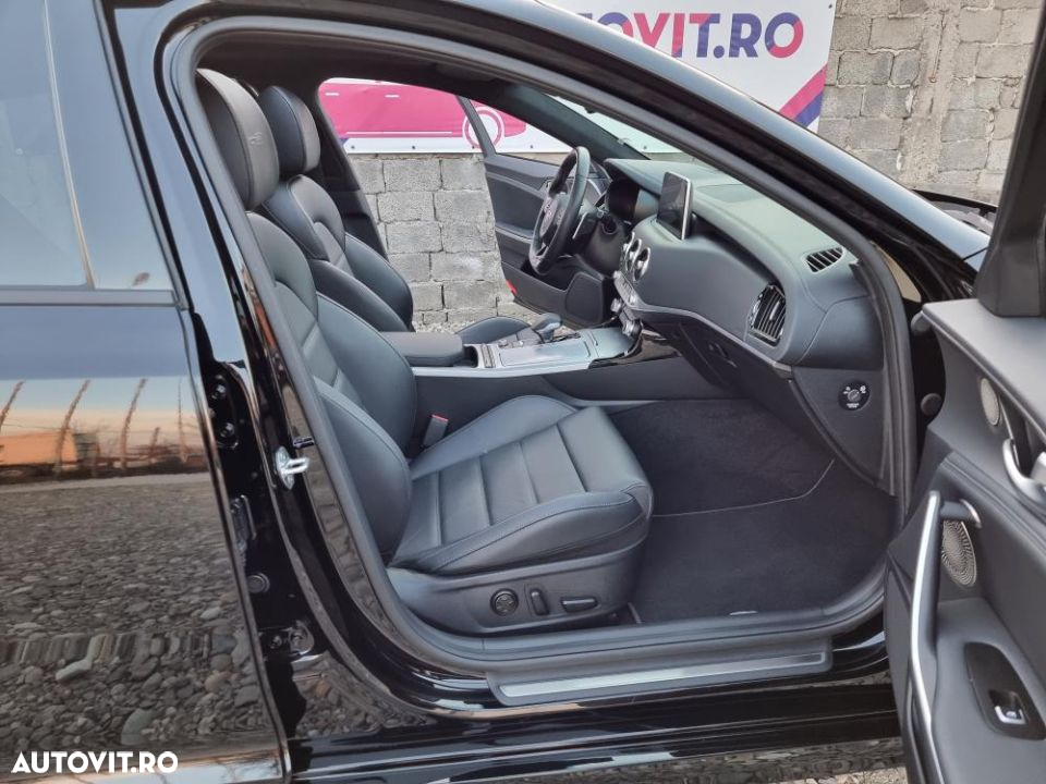 Kia Stinger 2.2 CRDI AWD GT Line - 25