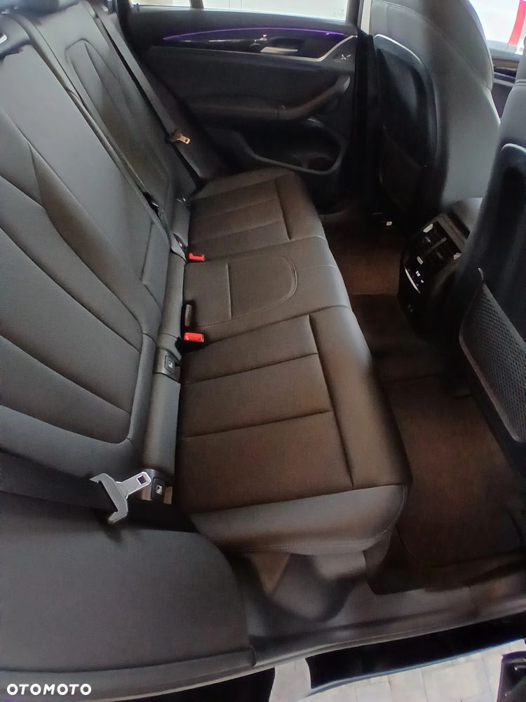 BMW X3 - 18