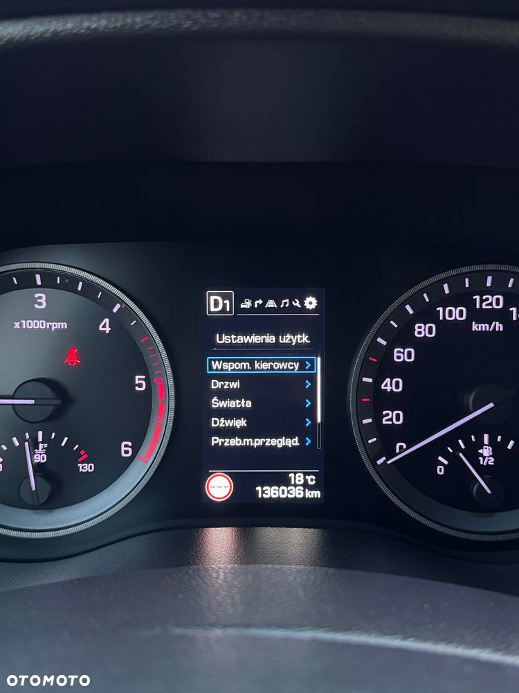 Hyundai Tucson - 24