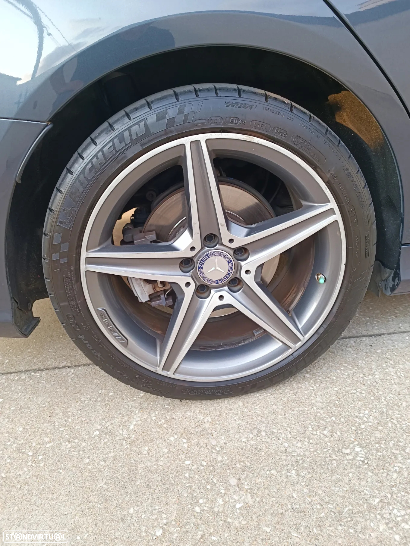 Mercedes-Benz C 300 BlueTEC Hybrid AMG Line - 4