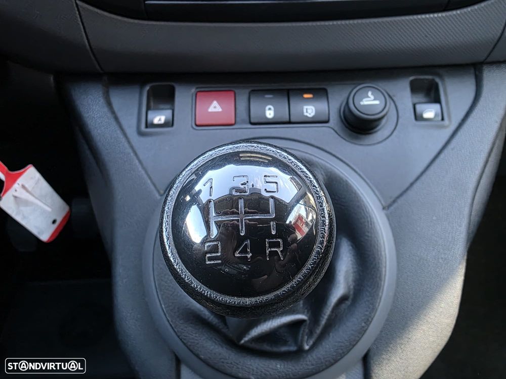 Citroën Berlingo BlueHDi Bussines - 15