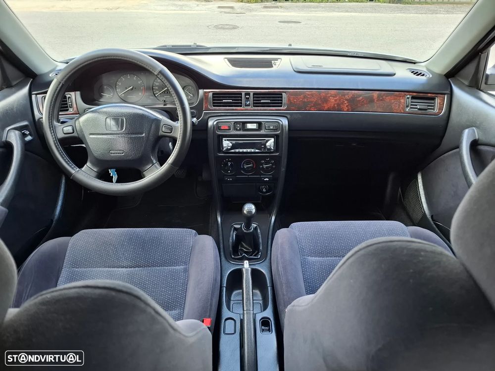 Honda Civic 1.4i S - 10