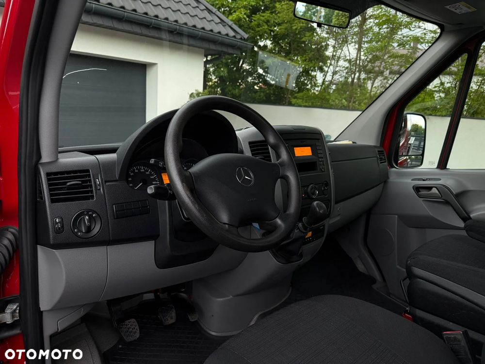 Mercedes-Benz Sprinter 316 - 24